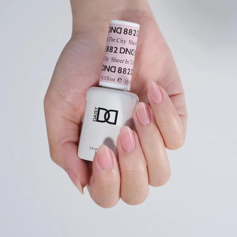 DND Daisy Sheer Gel Duo – Sheer In The City #882