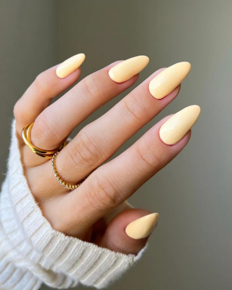 DND Diva Gel Duo – Banana Cream #085