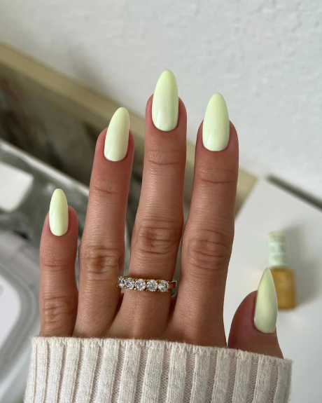 DND Diva Gel Duo – Pastel Pear #105