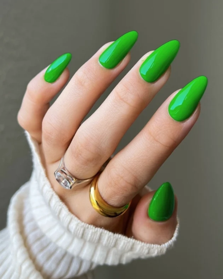 DND Diva Gel Duo – Lawn Green #192