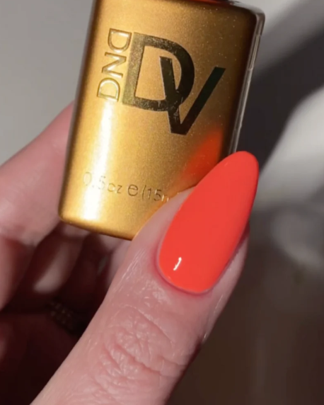 DND Diva Gel Duo – Sunkissed Coral #210