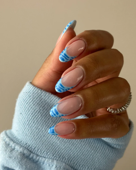 DND DC Gel Duo – Milky Blue #031